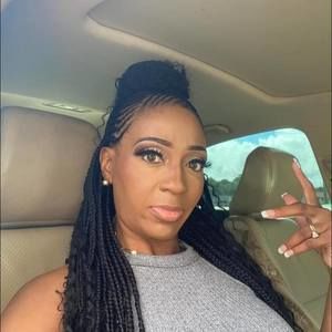 Meet your Posher, Tina